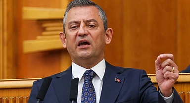 Özgür Özel’den ‘kurultay’ davası sonrası ilk mesaj: ‘Siyasi operasyon’
